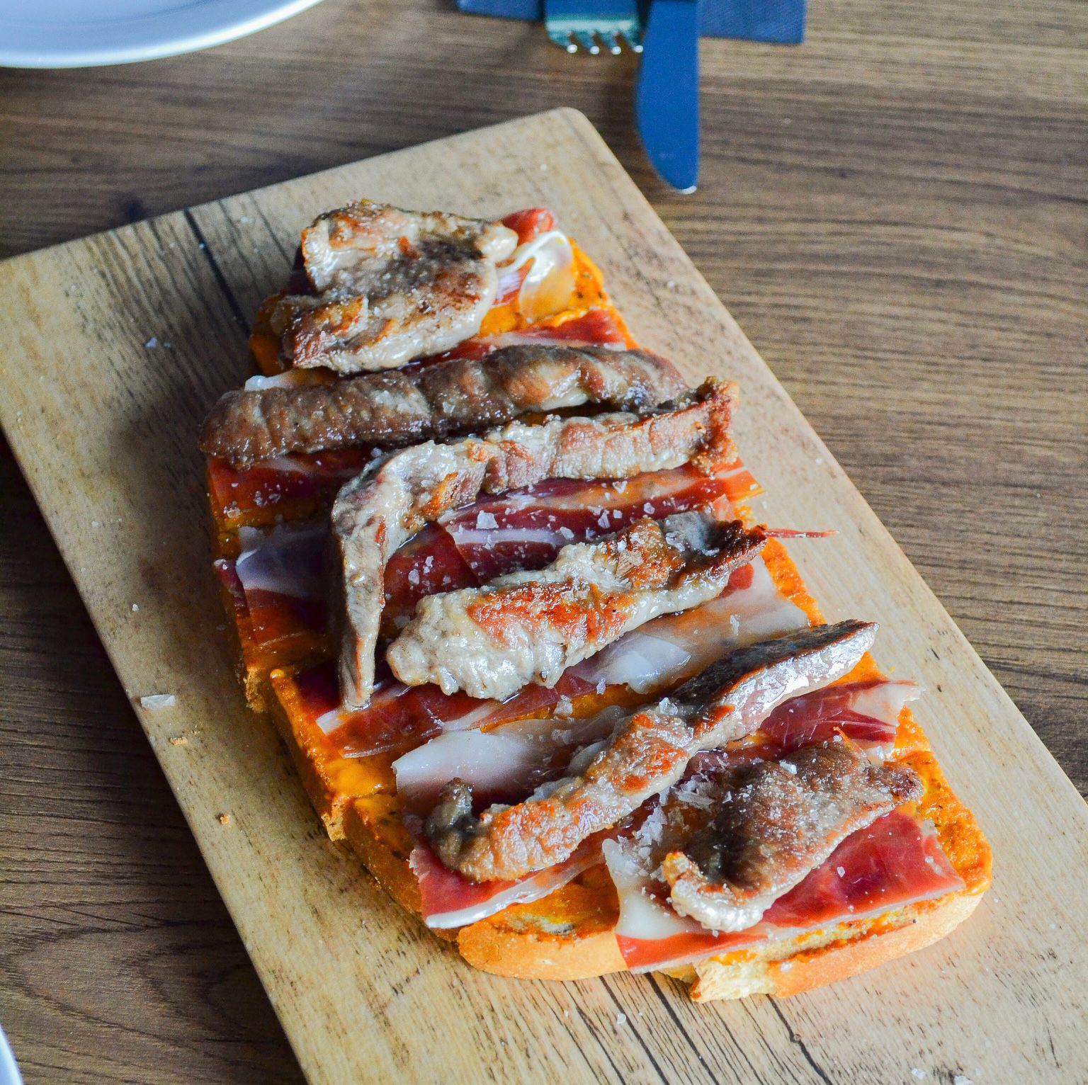 SALSA GAUCHA, PRESA Y JAMÓN