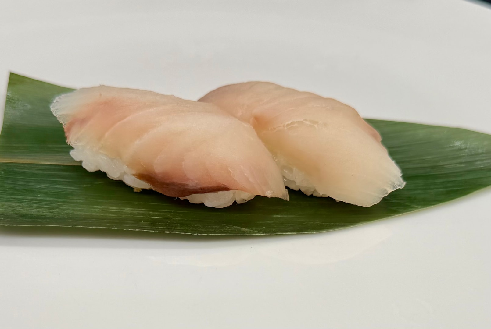 50. NIGIRI DE HAMACHI 2PZS