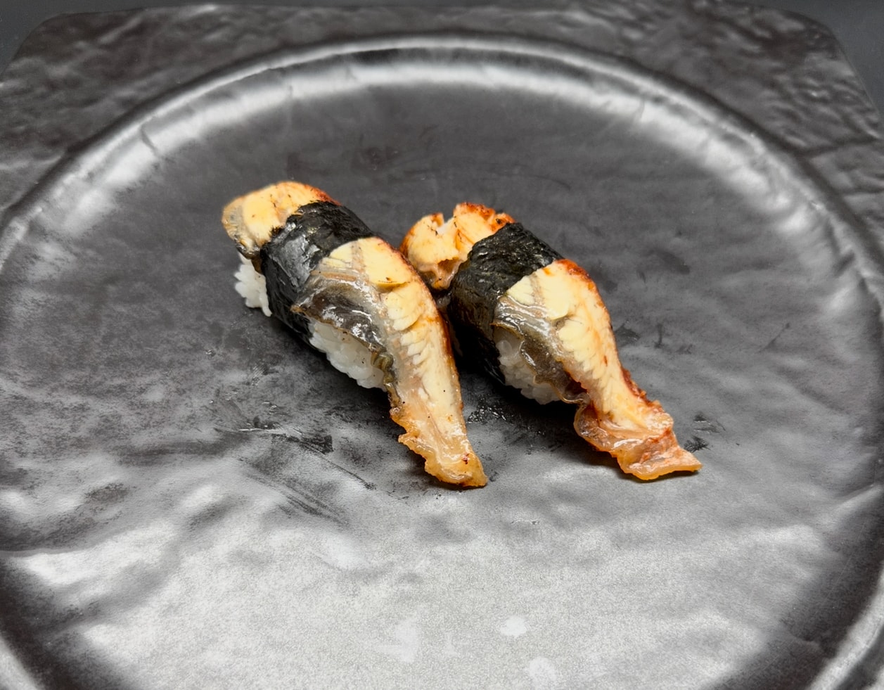 47 Nigiri anguila