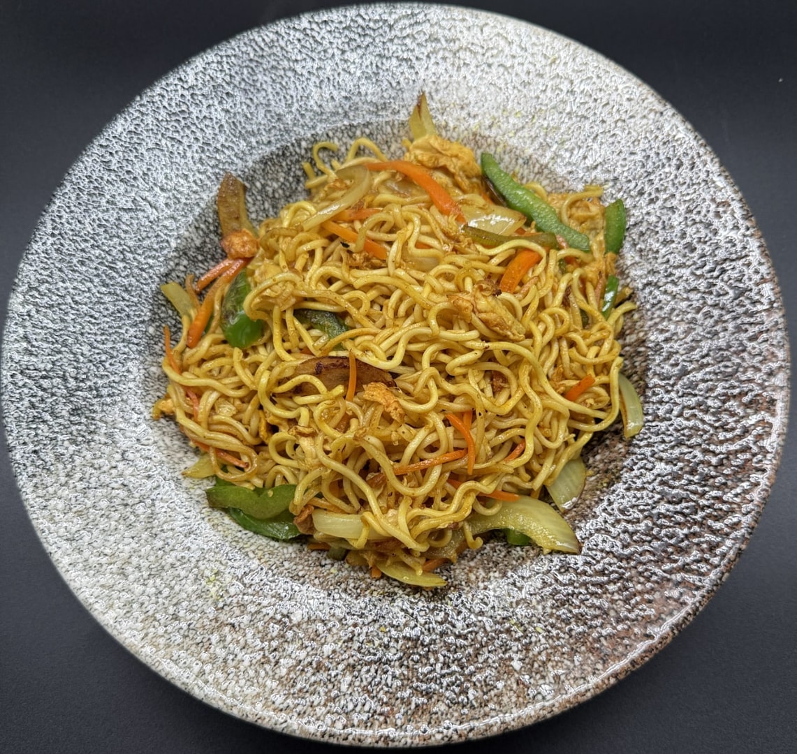 183 TALLARINES AL CURRY