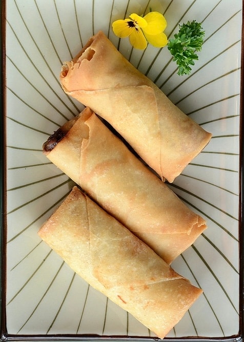 13B. ROLLITOS CON TERNERA Y LANGOSTINO 2PZS