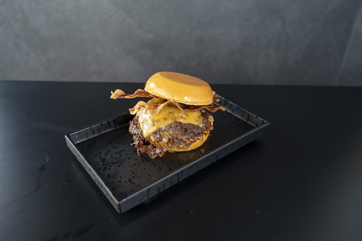 Nimi bacon burger