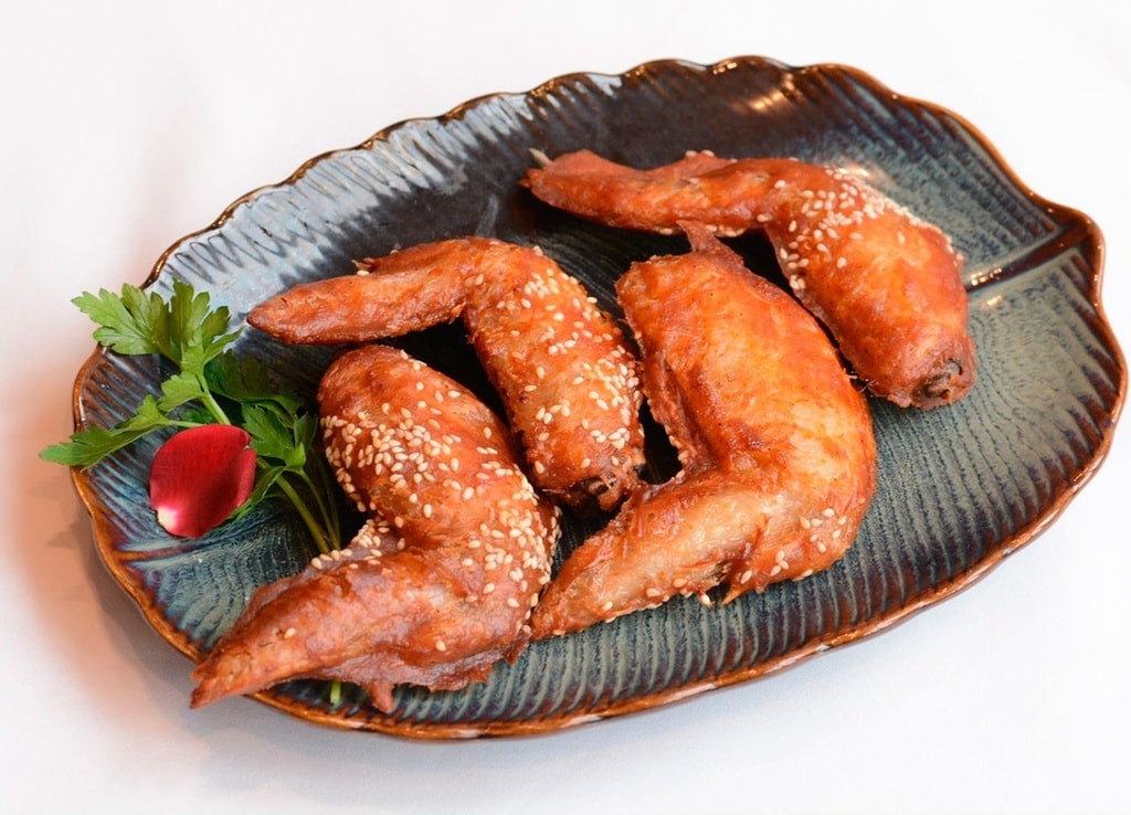 24. ALITAS DE POLLO AL ESTILO JAPONES 4PZS