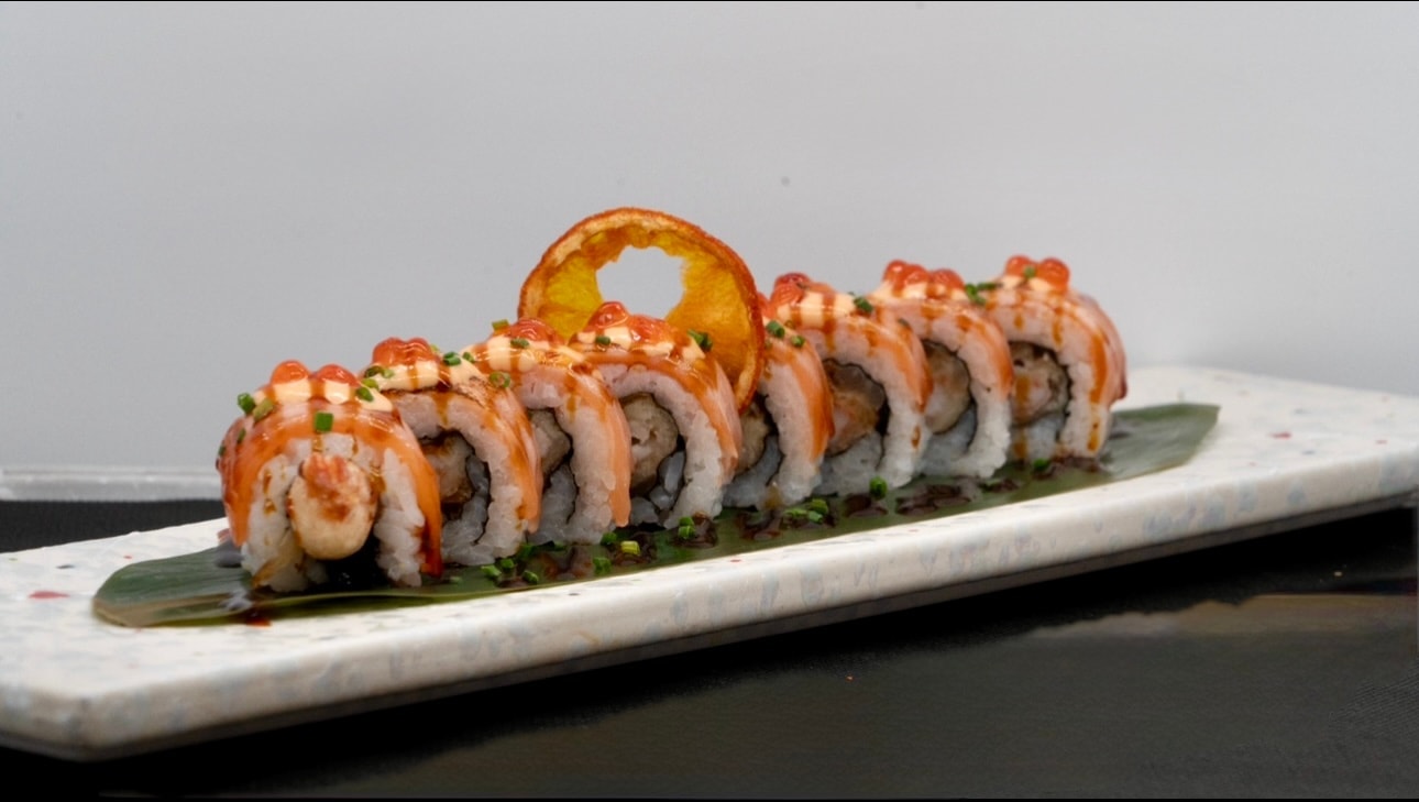 E1 ROLL TATAKI SALMON